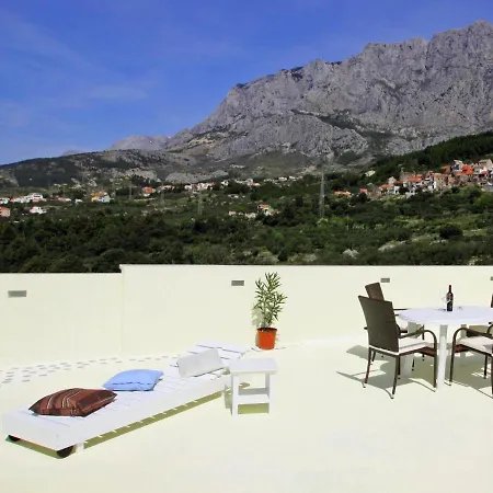 Apartament Dorotea-3 *